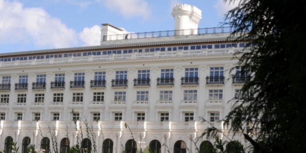 Юрмале покупка санатория обойдется в сумму 3,6 млн. латов без НДС. Средства для покупки самоуправление планирует занять в Госказне