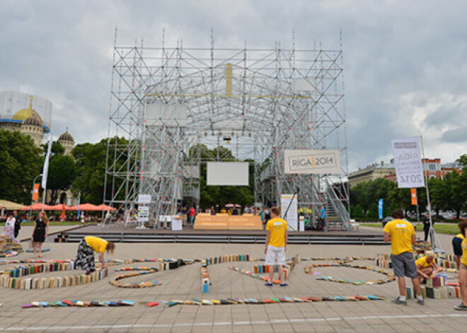 Kultūras vasarnīca pilsētas centrā. Atklāta „Esplanāde 2014”. FOTO