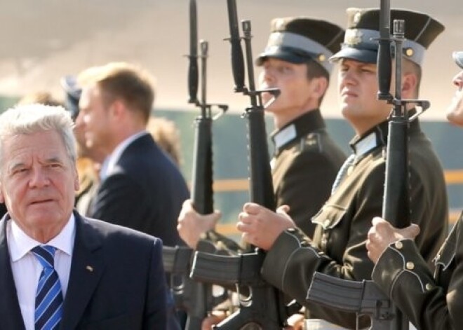 С государственным визитом в Латвию прибыл президент Германии