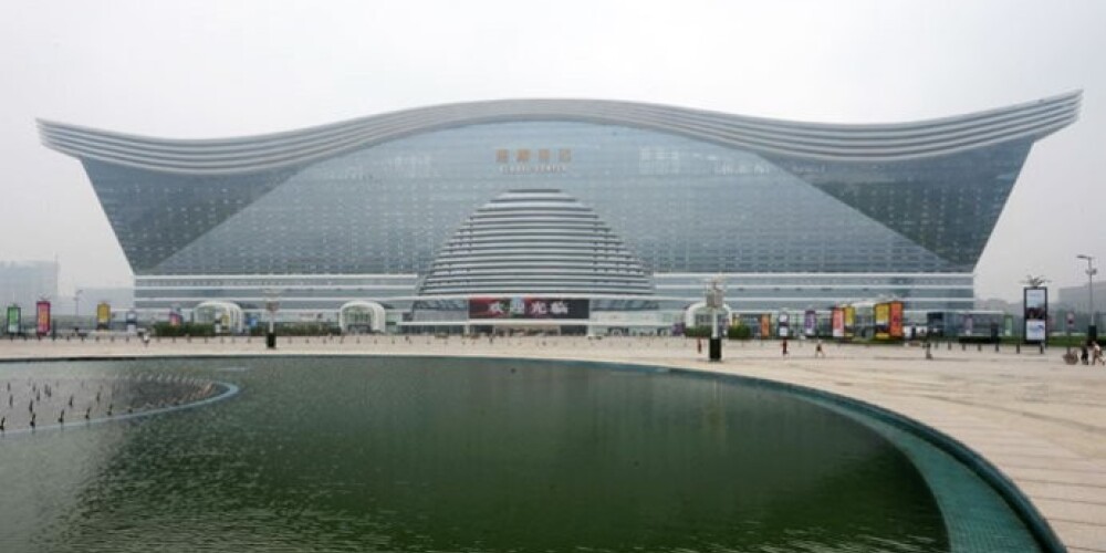 В Китае построили самое большое здание в мире. ФОТО