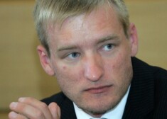 С 30 сентября до 1 апреля в Юрмалу можно будет въезжать бесплатно, а с апреля будущего года плата будет повышена до 1,50 лата