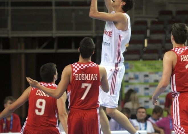 Eiropas U-18 basketbola čempionātā pirmoreiz vēsturē triumfē Turcija