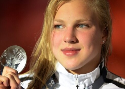 Lietuvas jaunajai peldētājai Meilutītei - sudrabs pasaules čempionātā 50 metros brasā