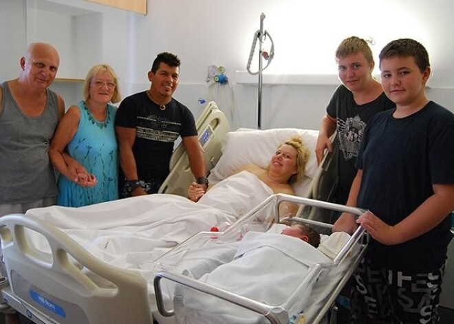 В Испании появилась на свет девочка весом 6,2 кг