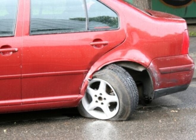 Roberts Ķīlis sola atlīdzināt auto skādi un atzīst, ka dzērumā jābrauc ar taksi