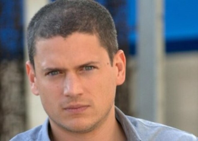 Актер Вентворт Миллер признался, что он гей, и отказался ехать в Россию