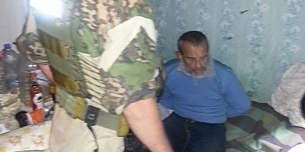 Прибывшие на место для проверки объекта пограничники обнаружили в домике скрывающегося Токахо