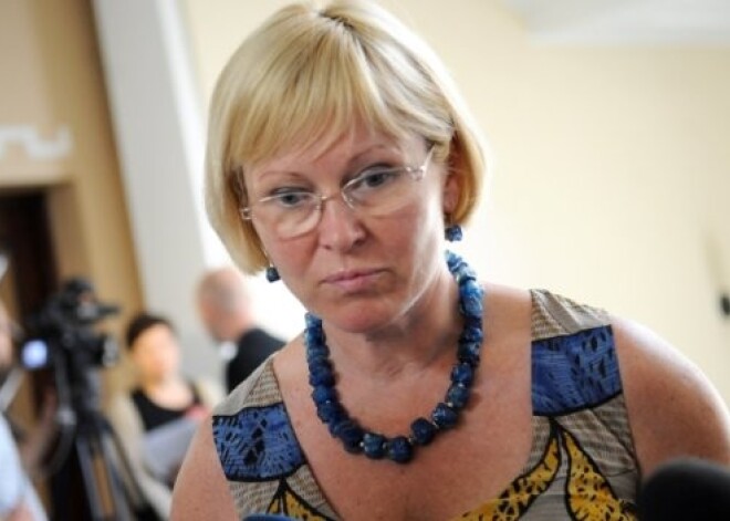Internetā sāk vākt parakstus, aicinot Jaunzemi-Grendi demisionēt