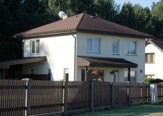 Дома в частном массиве и участки земли продают китайцам