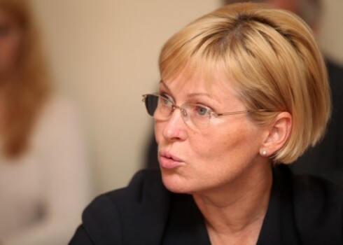 Kultūras ministre Žaneta Jaunzeme-Grende joprojām esot pārliecināta, ka līdzšinējais operas direktors Andrejs Žagars nevar būt valdē.