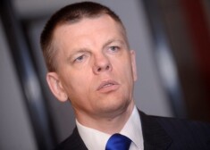 Сегодня в Риге руководитель организации "За развитие Латвии" Эйнарс Репше открыл форум "Почему у наций получается?"