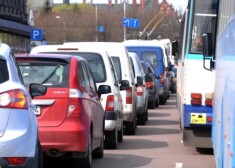 Большинство рижан не возражает против транспортных пробок