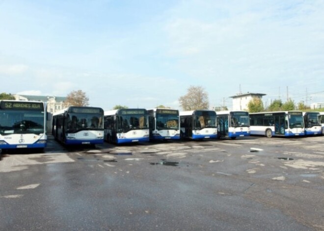 Domenikss: "Ригас сатиксме" собирается купить устаревшие автобусы