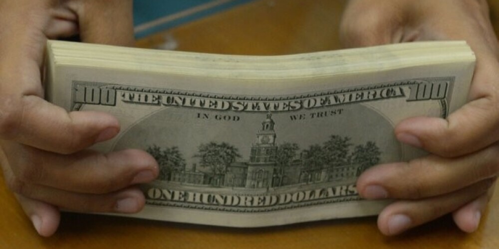 Последний раз угроза дефолта, связанная с отказом конгрессменов повышать потолок заимствований, возникала в 2011 году. Тогда ситуацию удалось разрешить после долгих прений президента и Конгресса