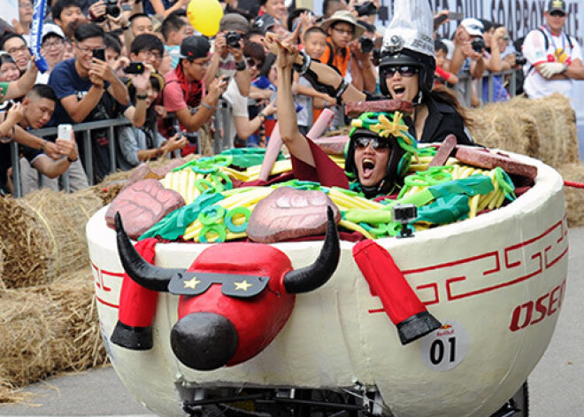 Red Bull Soapbox Race: гонки на тарантасах