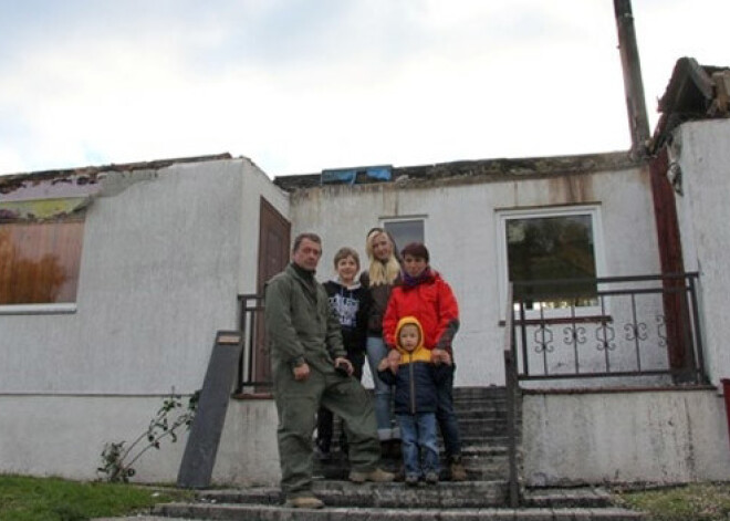 Labunsku ģimene no Mālpils: mūs no liesmām paglāba kāds augstāks spēks. FOTO