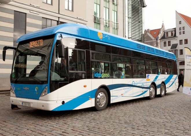 Iepazīšanās ar ūdeņraža autobusu