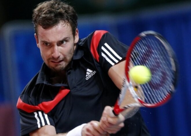 Ernests Gulbis iekļūst Stokholmas ATP turnīra dubultspēļu ceturtdaļfinālā