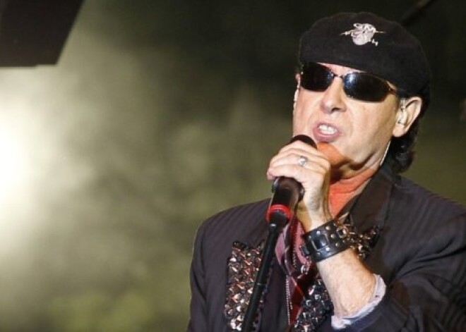 Вокалист Scorpions спел по телефону для пациента московского хосписа