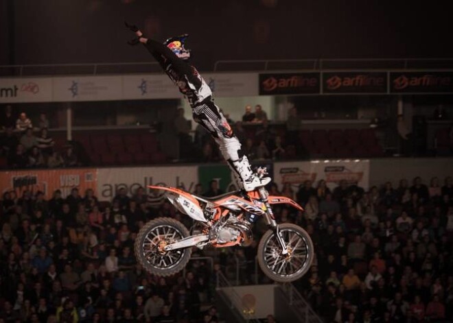 Austrālietis Robs Adelbergs izcīna FMX Latvijas Grand Prix 2013