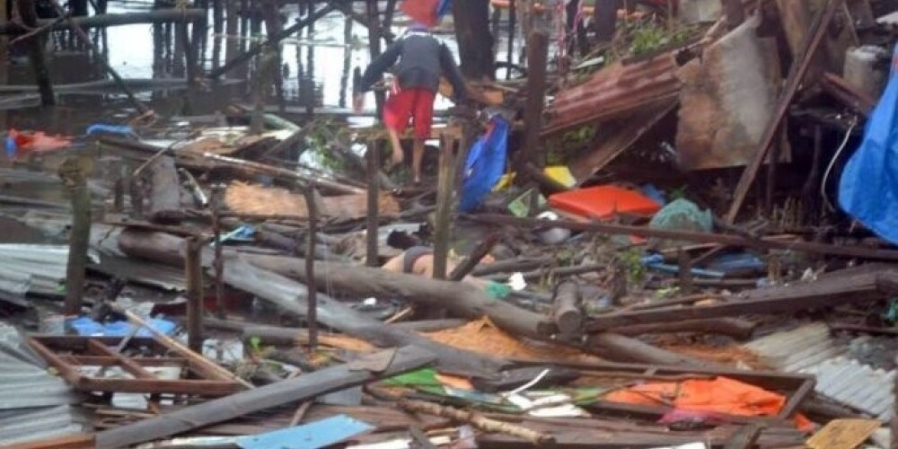 Это был ад: жертвами тайфуна на Филиппинах стали 10 тысяч человек. ФОТО