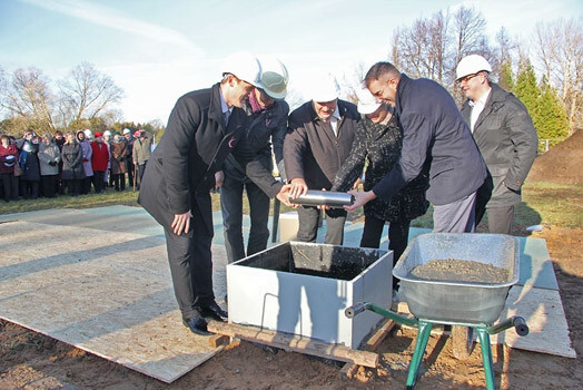 14. novembrī Salaspilī tika iesvētīts un iemūrēts pamatakmens oranžērijai, kura nākamajām paaudzē saglabās unikālos Latvijas augu.