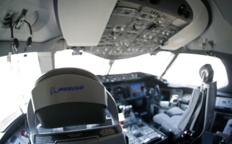          Boeing 737 -  -    1newsaz  