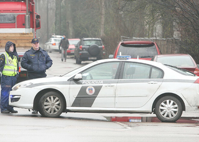 Pilsētas dienesti mobilizēti glābšanas un kārtības uzturēšanas darbiem