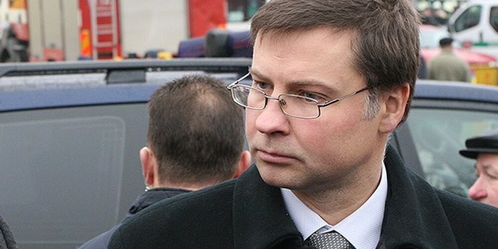 Валдис Домбровскис заявил об отставке. ВИДЕО