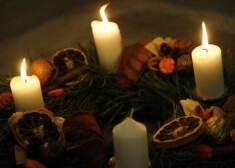 Trešās Adventes nedēļā tiks iedegta "Rīgas egle" un turpināsies Ziemassvētku ieskaņas pasākumi