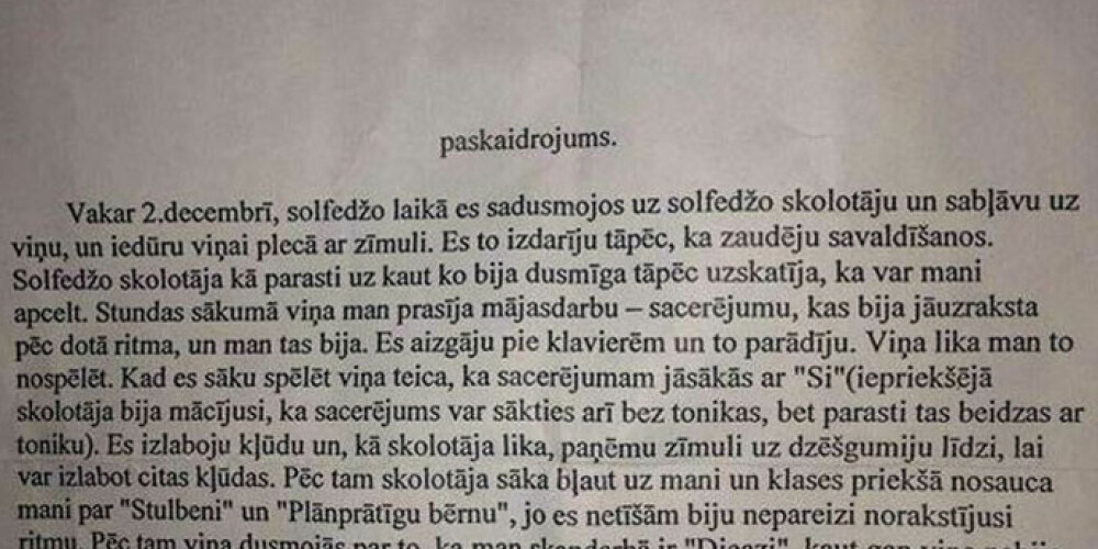 Berģu pamatskolas 6. klases skolniece uzrakstījusi paskaidrojumu par skolotājas saduršanu ar zīmuli.