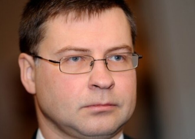 Dombrovskis: Latvijas sabiedrība Zolitūdes traģēdijā nevaino Lietuvu un lietuviešus