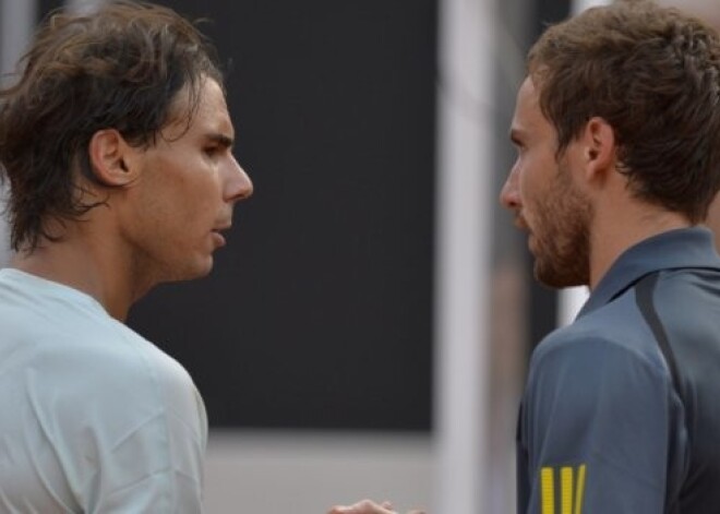 Gulbis sīvā un aizraujošā cīņā zaudē ATP ranga līderim Nadalam