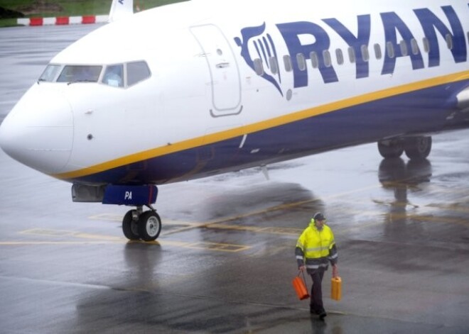 "Ryanair" pārtrauc lidojumus no Rīgas uz Stokholmu