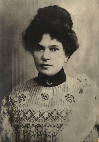 Aspazijas (īstajā vārdā Elza Johanna Emīlija Lizete Rozenberga vēlāk Elza Pliekšāne, 1865–1943)