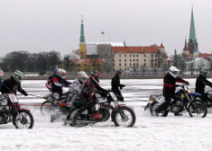 Uz Daugavas ledus notiks skijoringa karnevāls