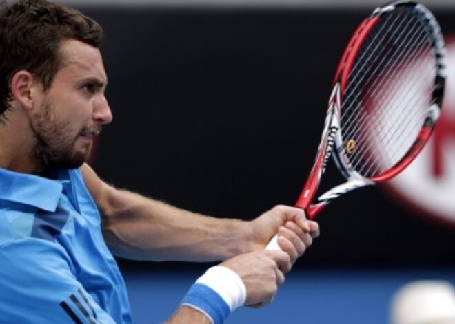 Gulbis apspēlē spēcīgo Dimitrovu un iekļūst Roterdamas turnīra ceturtdaļfinālā