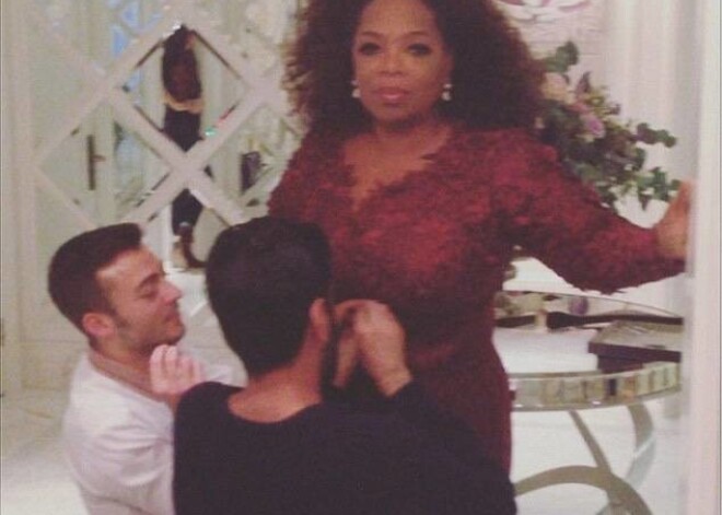 Opra Vinfrija parāda, kā top viņas vakartērps