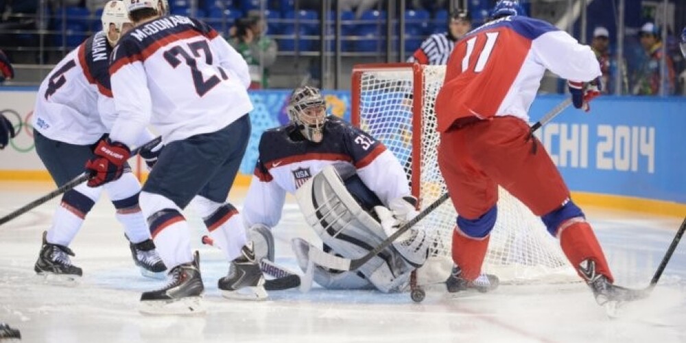 ASV hokejisti uzvar Čehiju un būs Kanādas pretinieki pusfinālā