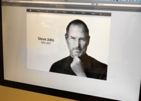 В США выпустят почтовую марку со Стивом Джобсом