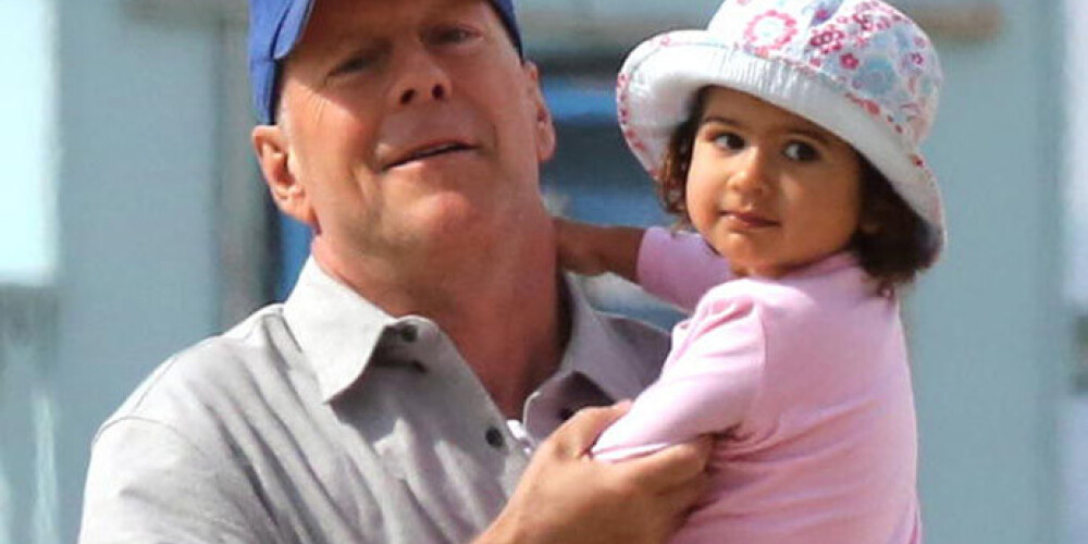 Brūsa Villisa nepilnus divus gadus vecā meitiņa Mabela ir īsta skaistule.