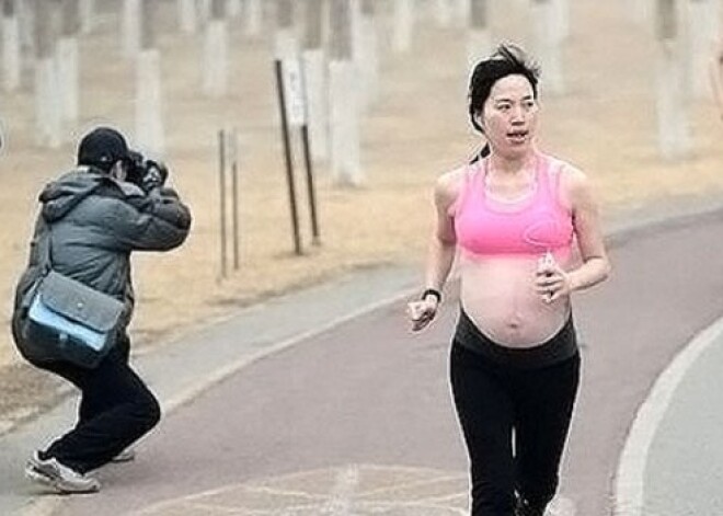 Беременная китаянка пробежала изнурительный марафон