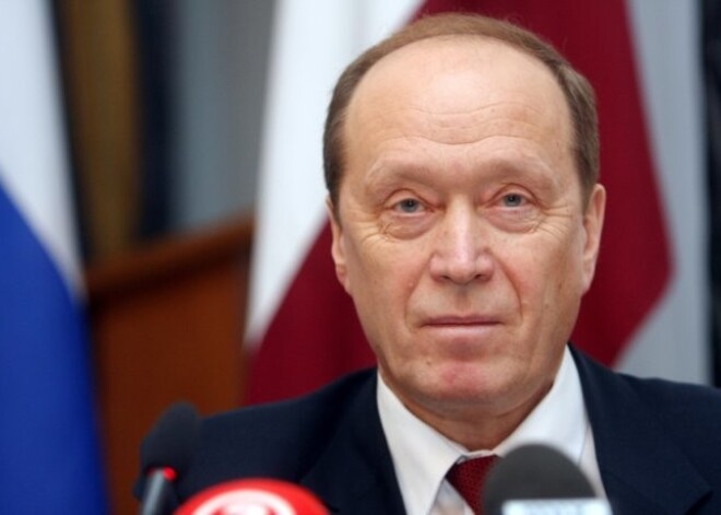 Россия готова «спасти от нищеты» неграждан Латвии