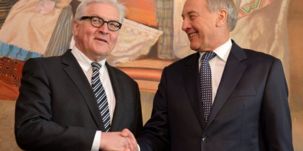 Штайнмайер и президент Андрис Берзиньш