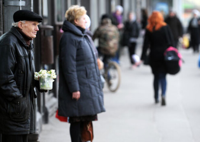 Rīgā pakāpeniski  samazinās trūcīgo skaits