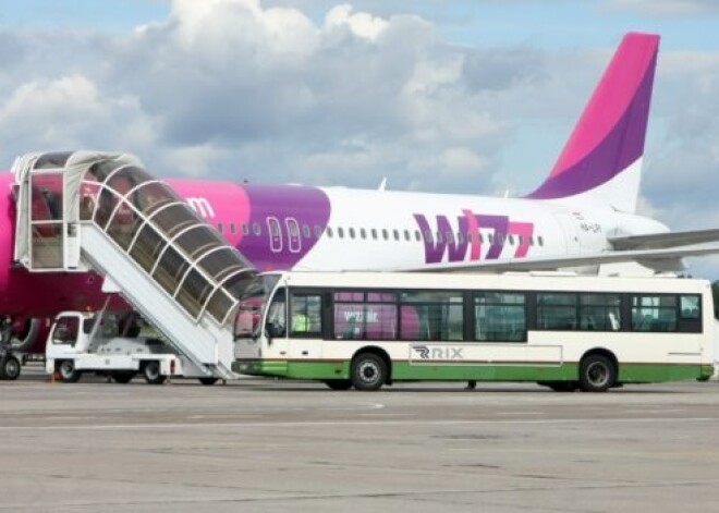 "Wizz Air" no Rīgas tagad lidos arī uz Barselonu, Parīzi, Donkasteru un Dortmundi