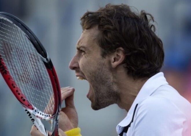 Ernests Gulbis nospēlē vāji un zaudē Maiami turnīra otrajā kārtā