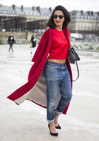 Žurnāliste Nausheen Shah Parīzes modes nedēļā.