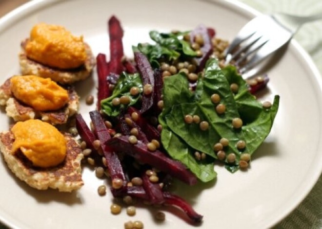 Biezpiena un auzu kliju plācenīši