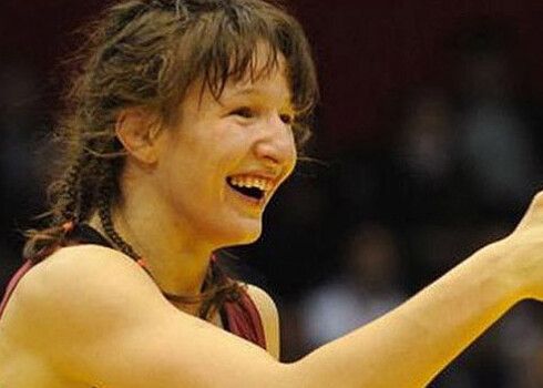 Eiropas čempiones zelta medaļu par Latvijas gada labāko sportisti pērn atzītā Grigorjeva izcīnīja arī 2010. gadā, savukārt 2012. gadā viņa tika pie sudraba.